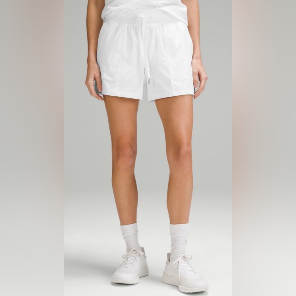 Lululemon Dance Studio Short 3.5”